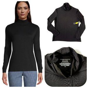 NWT Investments Petites Black turtleneck top